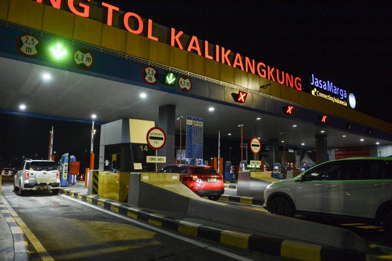 Sebanyak 16 Ribu Kendaraan Kehabisan Saldo Elektronik di Gerbang Tol